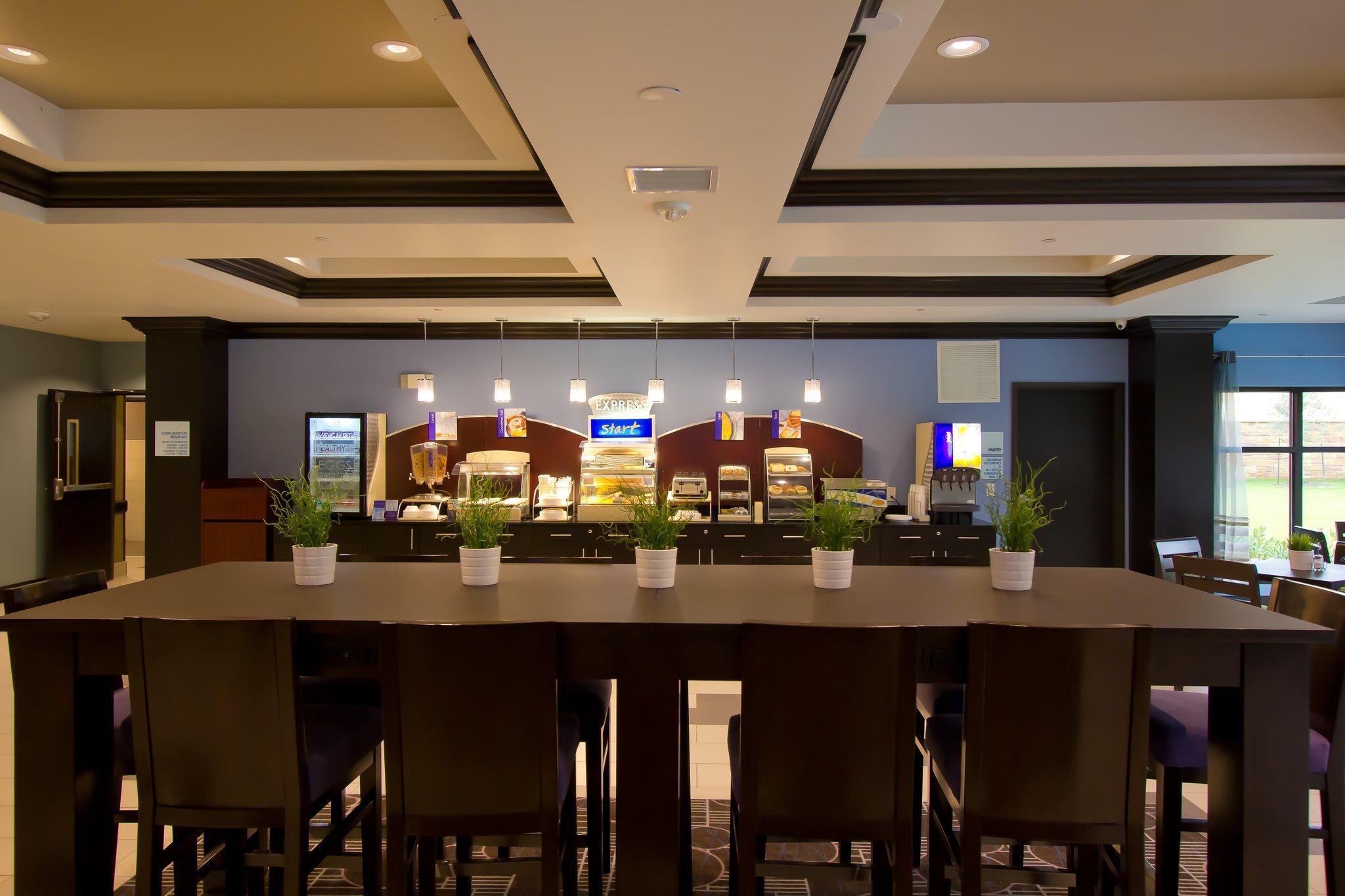 Express & Austin Nw - Lakeway, An Ihg Lakeway