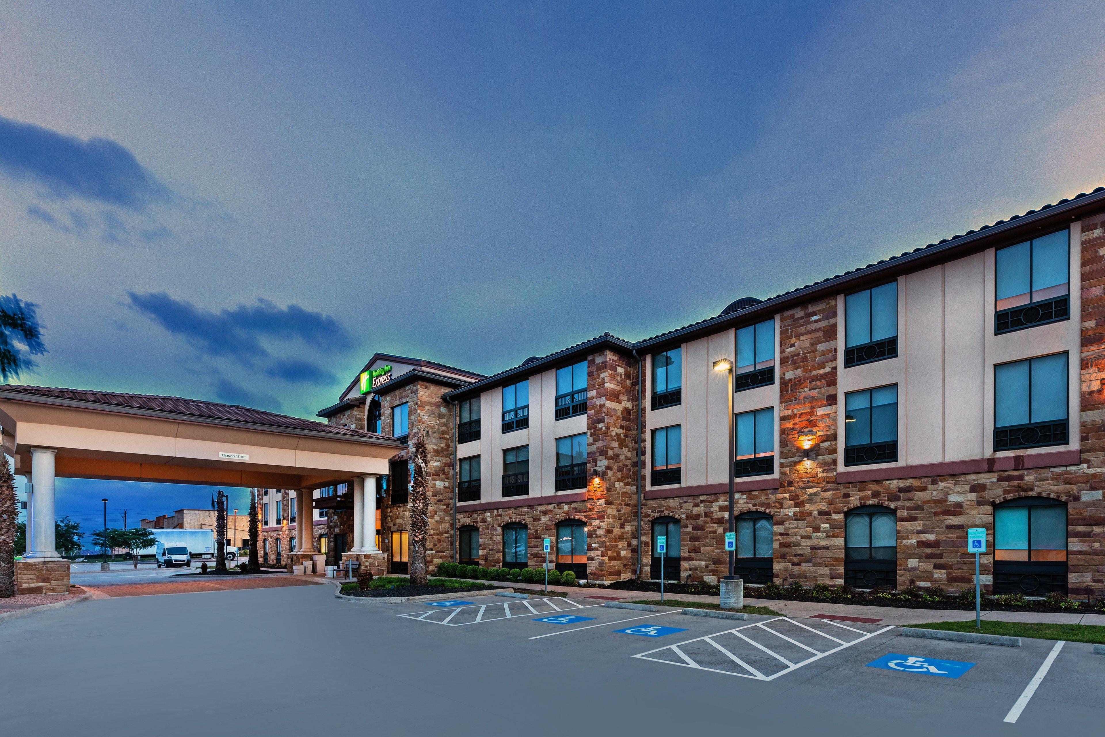 Hotel Express & Austin Nw - Lakeway, An Ihg 3*