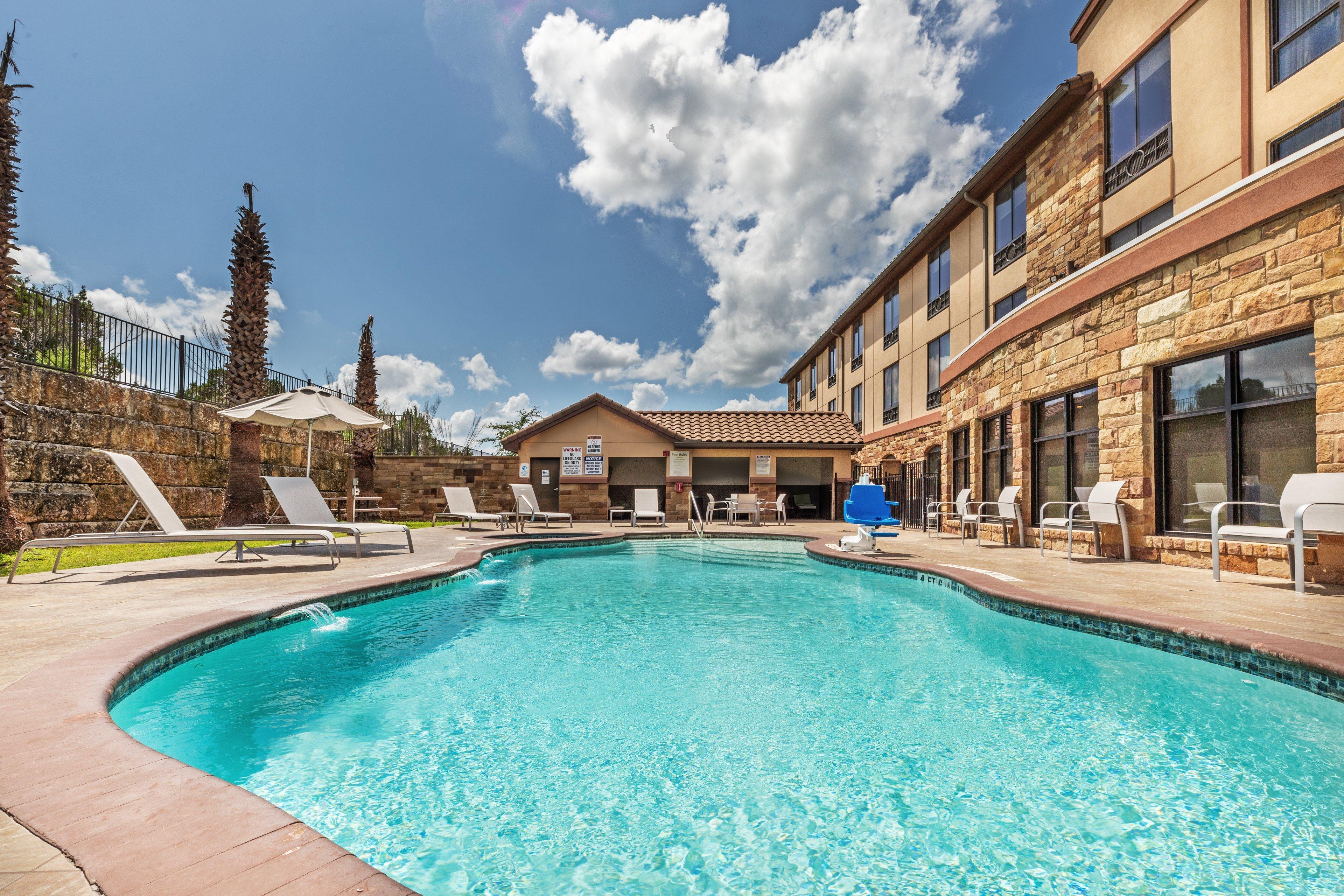 Express & Austin Nw - Lakeway, An Ihg Hotel