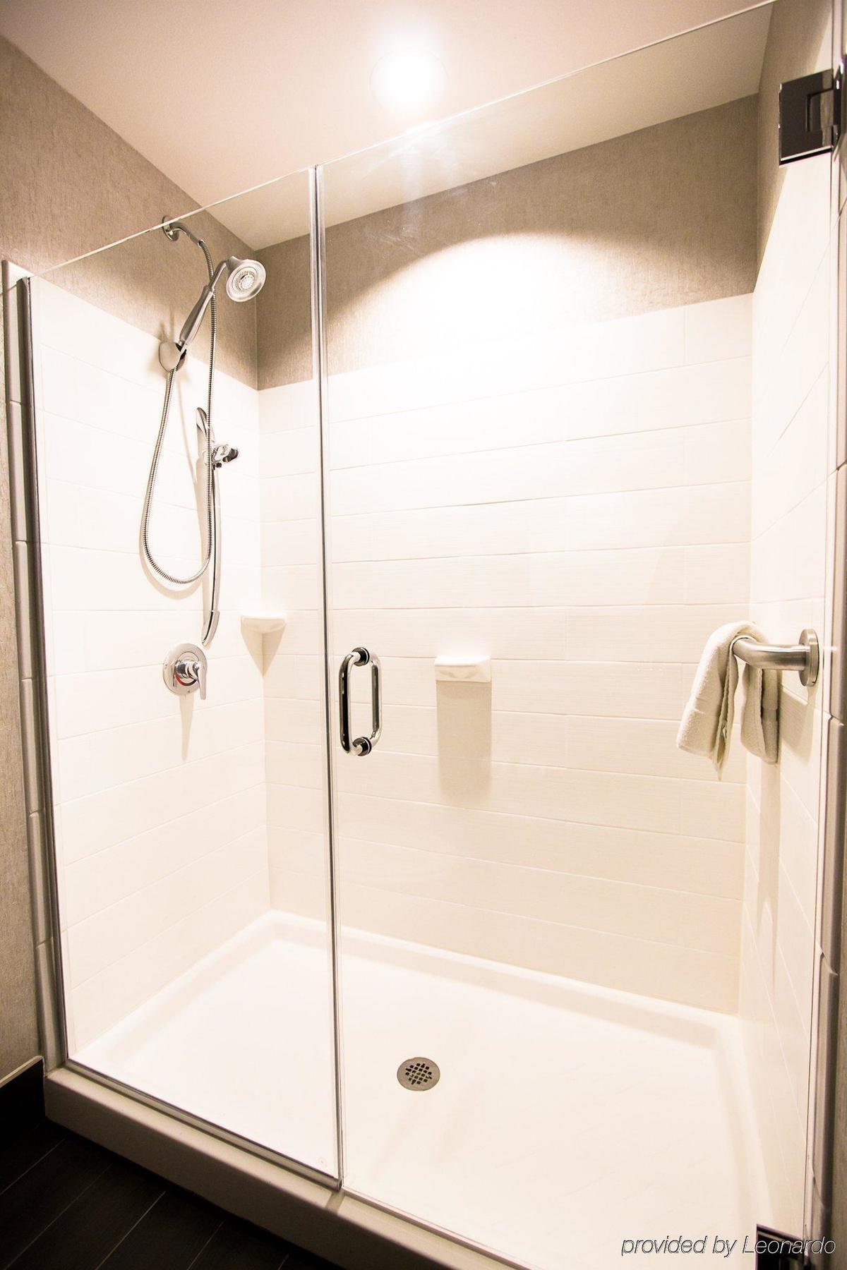 Express & Austin Nw - Lakeway, An Ihg Hotel