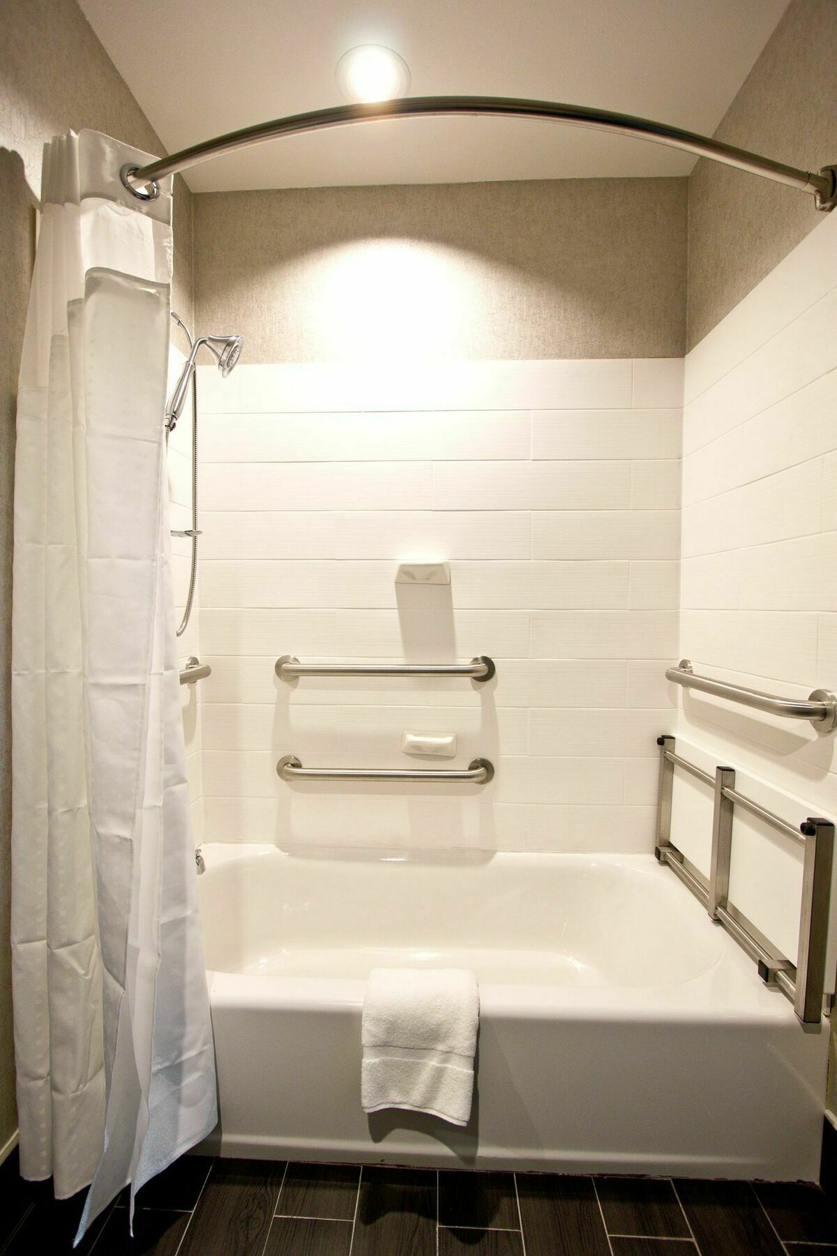 Hotel Express & Austin Nw - Lakeway, An Ihg 3*